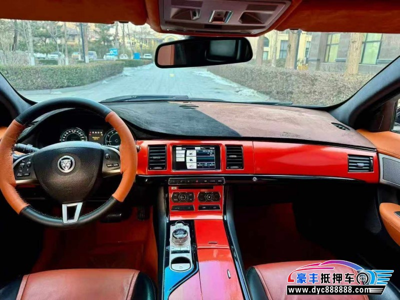 13年捷豹XFL轿车抵押车出售