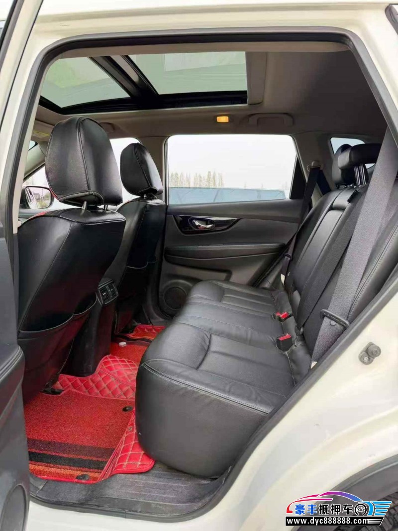 20年日产奇骏SUV抵押车出售