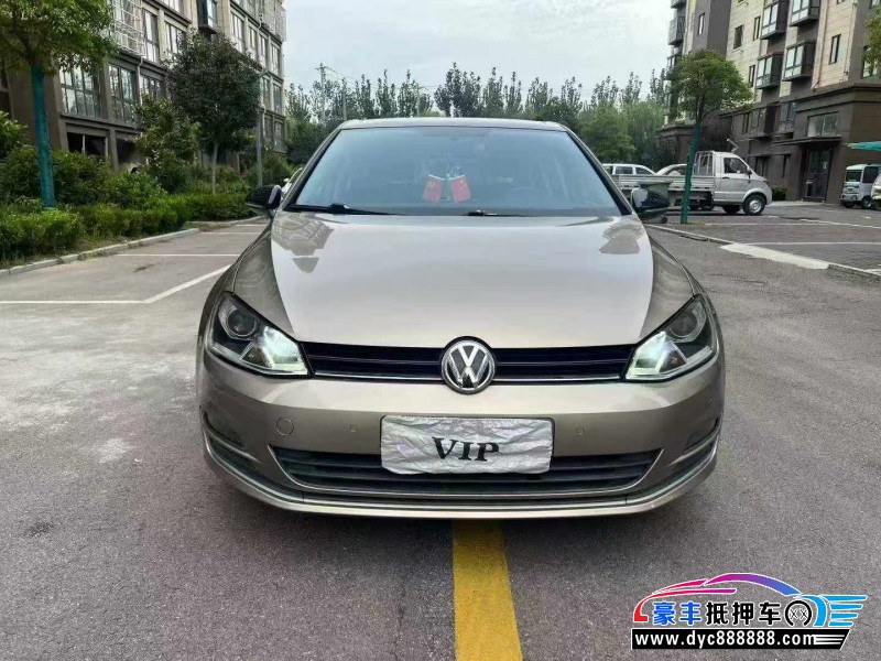 17年大众高尔夫轿车抵押车出售