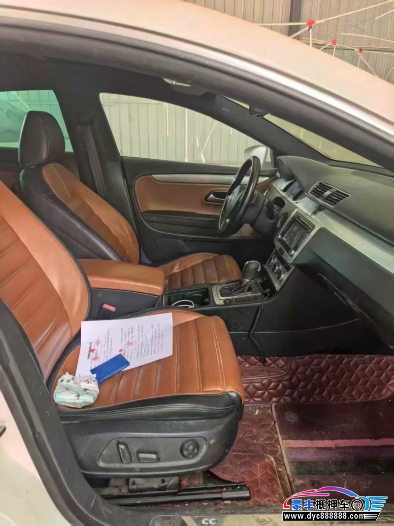 16年大众CC轿车抵押车出售