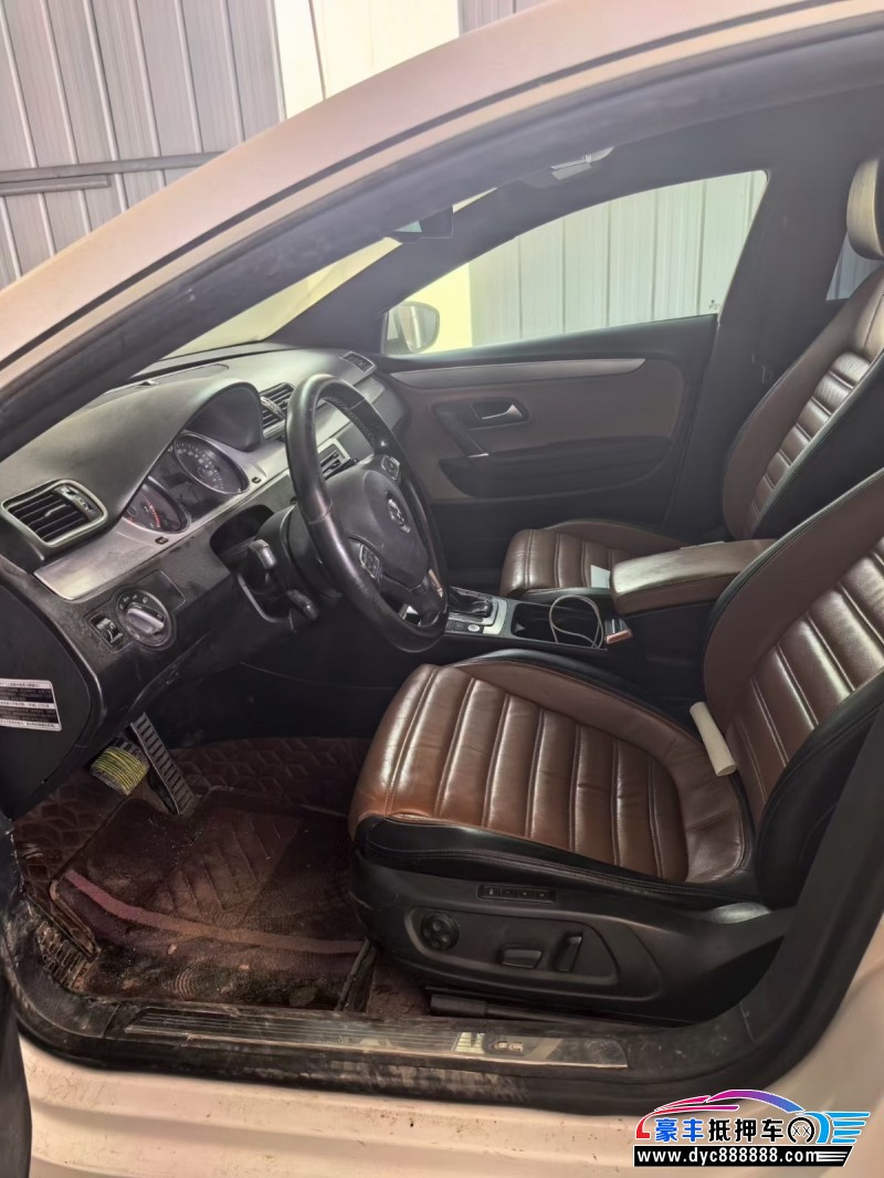 16年大众CC轿车抵押车出售