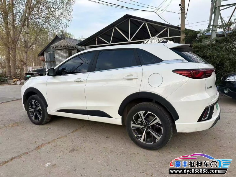 25年江淮QX轿车抵押车出售