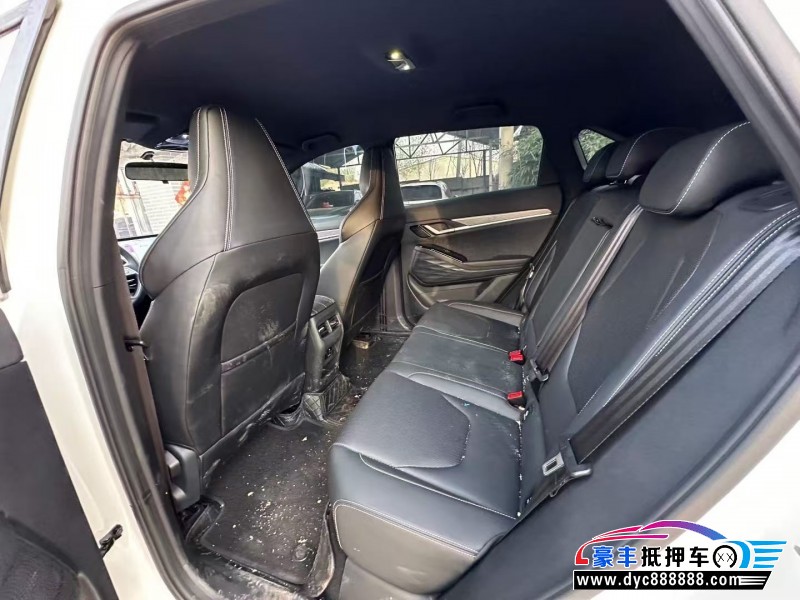 25年江淮QX轿车抵押车出售