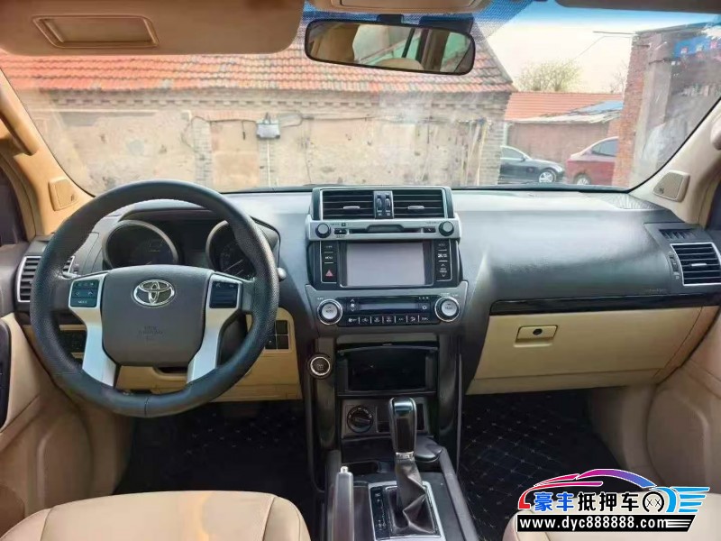 17年丰田普拉多（霸道）轿车抵押车出售