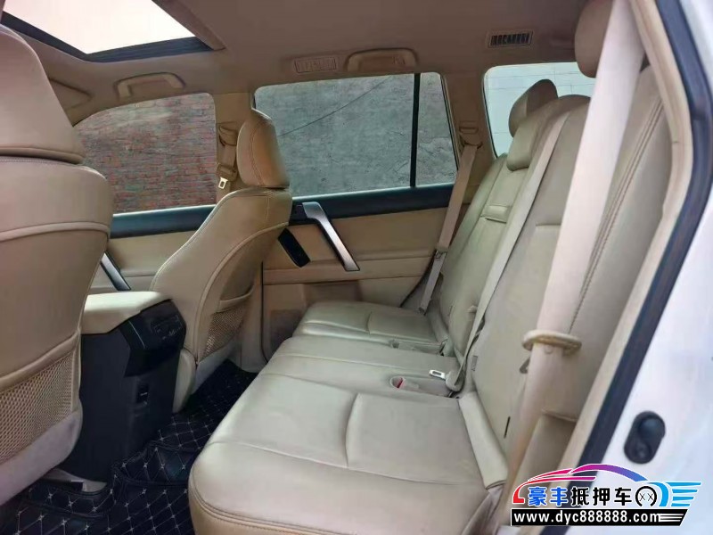 17年丰田普拉多（霸道）轿车抵押车出售