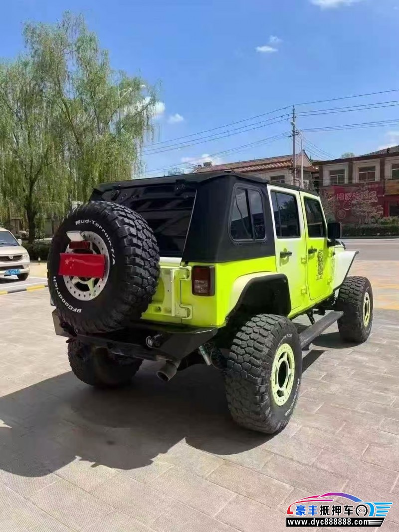 15年Jeep牧马人轿车抵押车出售