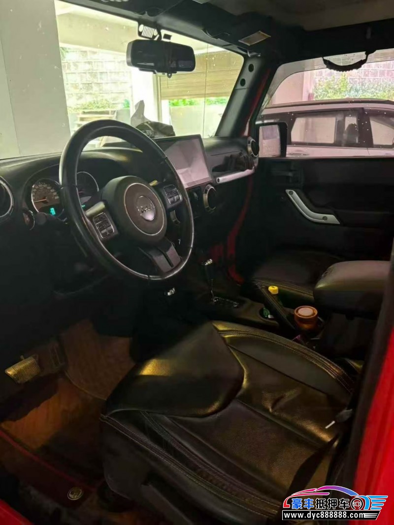 17年Jeep牧马人轿车抵押车出售