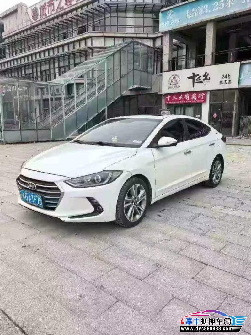 17年现代领动轿车抵押车出售