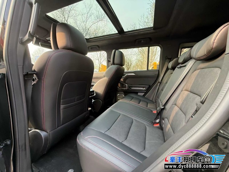 25年捷途旅行者轿车抵押车出售