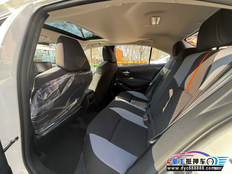 26年丰田卡罗拉轿车抵押车出售