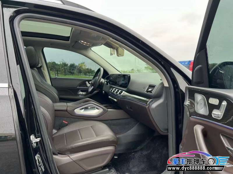 20年奔驰GLE轿车抵押车出售