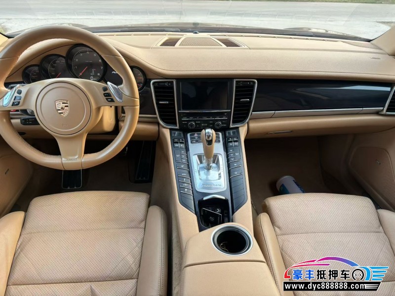 16年保时捷帕纳梅拉轿车抵押车出售