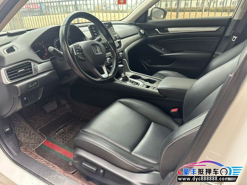 20年本田雅阁轿车抵押车出售