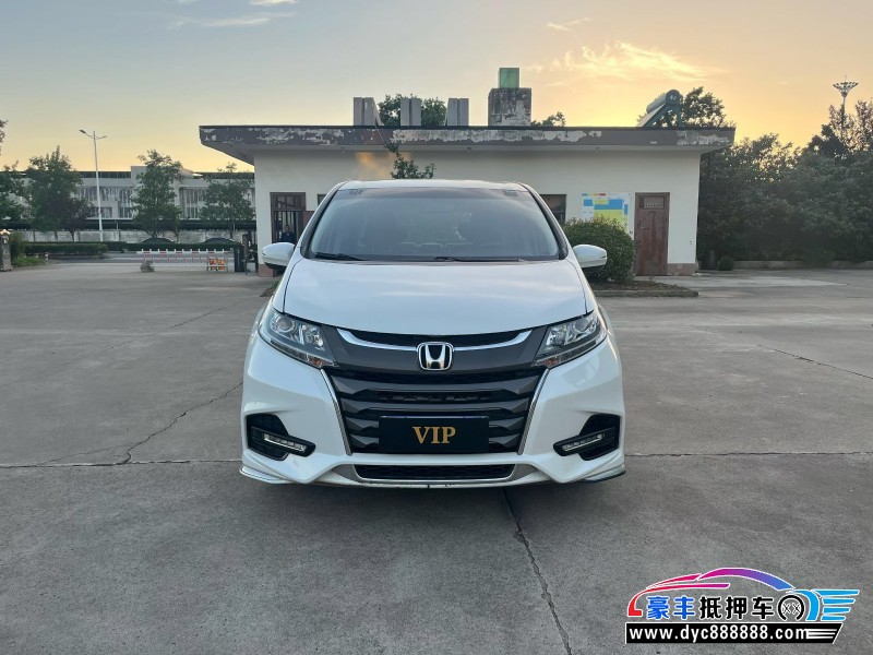 抵押车出售21年本田奥德赛轿车