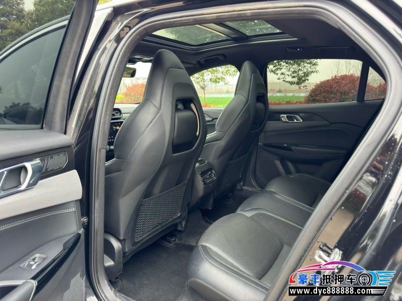 22年领克03轿车抵押车出售