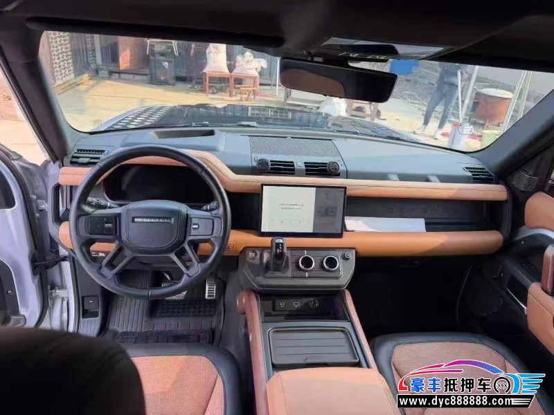 23年路虎卫士轿车抵押车出售