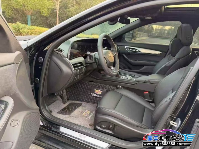 24年凯迪拉克CT5轿车抵押车出售