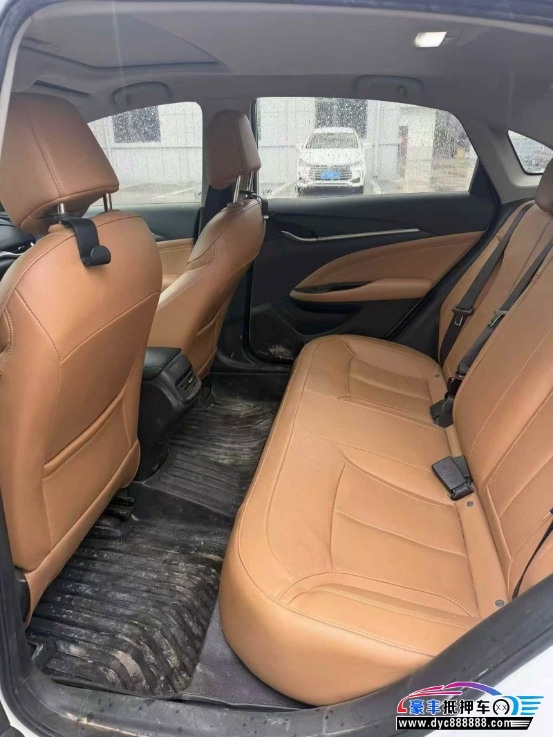 18年别克英朗轿车抵押车出售