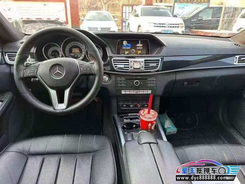 15年奔驰E轿车抵押车出售