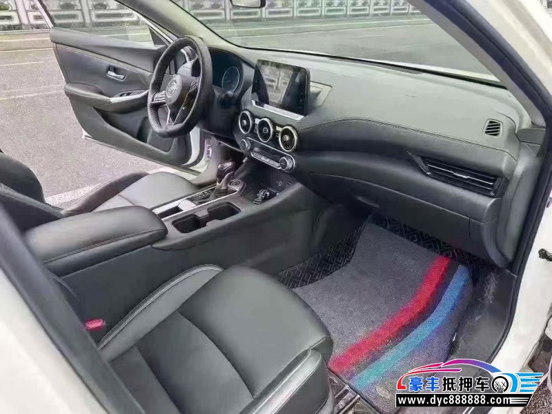 20年日产轩逸轿车抵押车出售