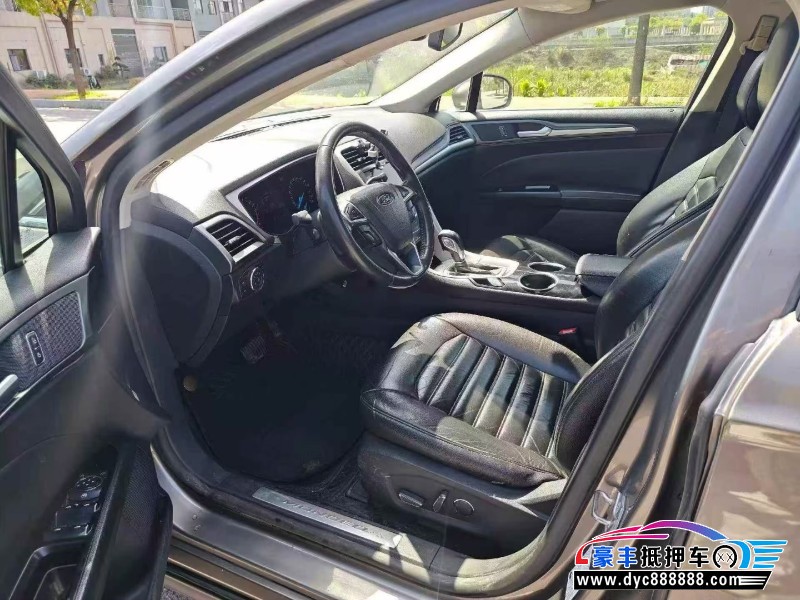 15年福特蒙迪欧轿车抵押车出售