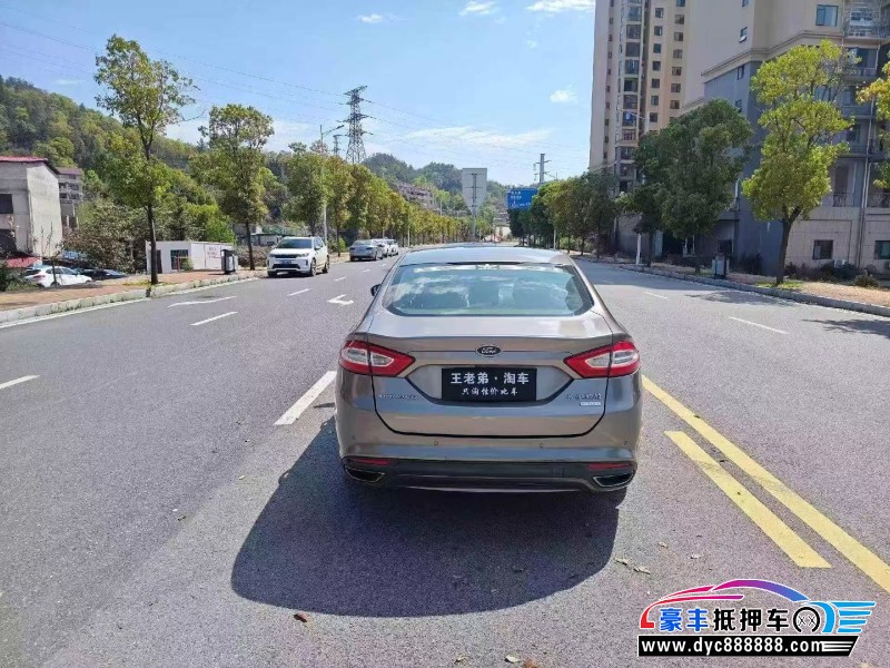 15年福特蒙迪欧轿车抵押车出售
