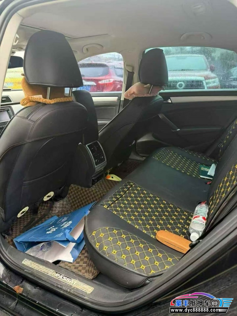 15年大众帕萨特轿车抵押车出售