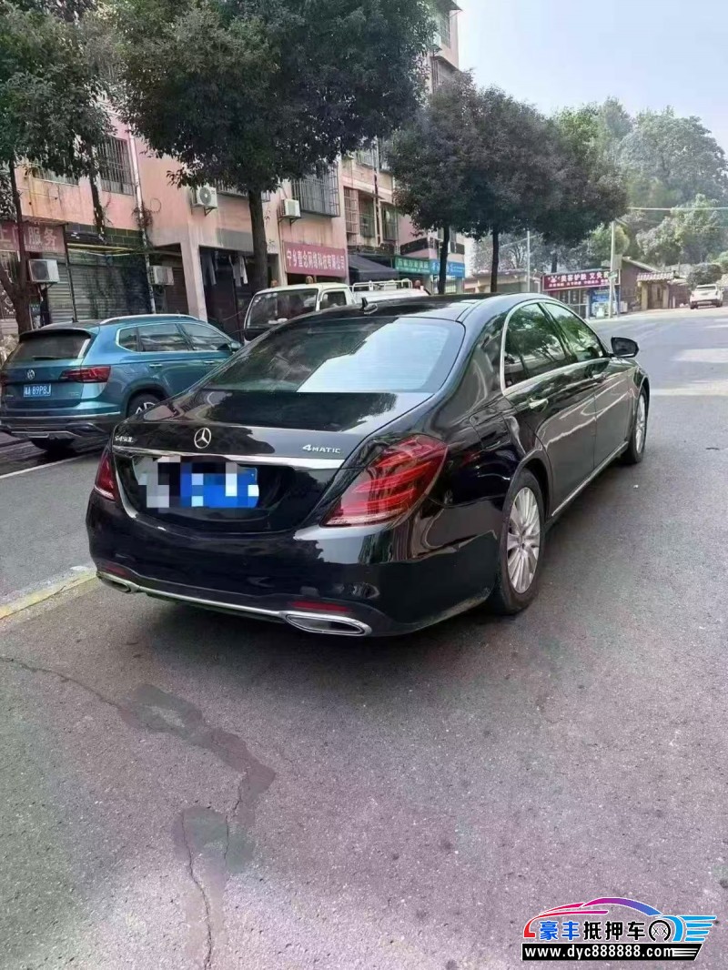 17年奔驰S轿车抵押车出售