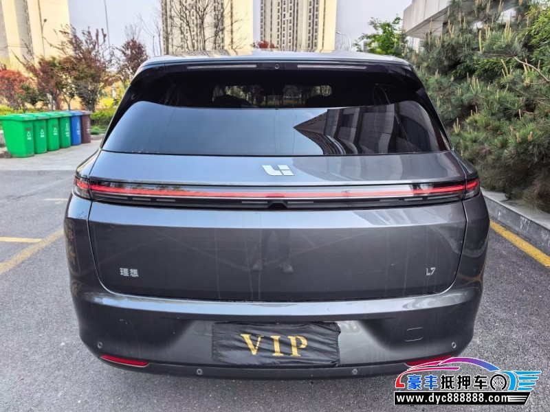 23年理想L7轿车抵押车出售