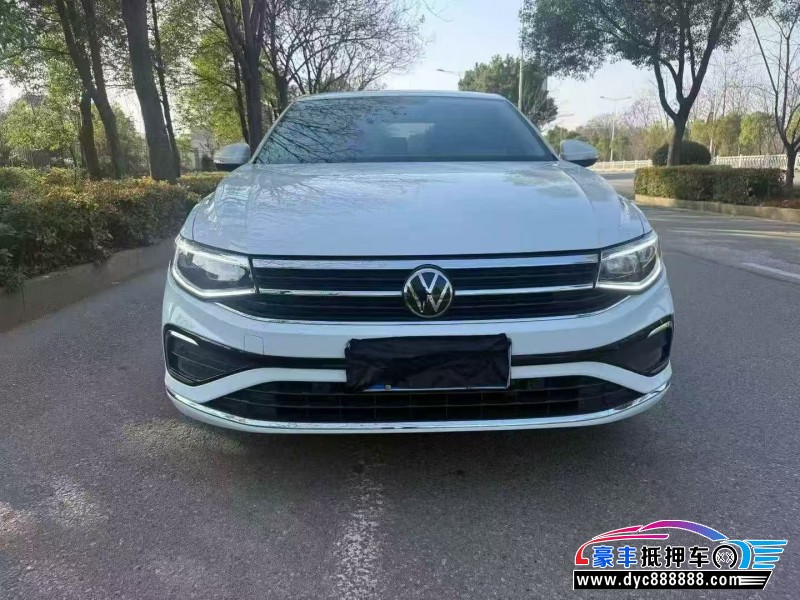 抵押车出售24年大众宝来轿车