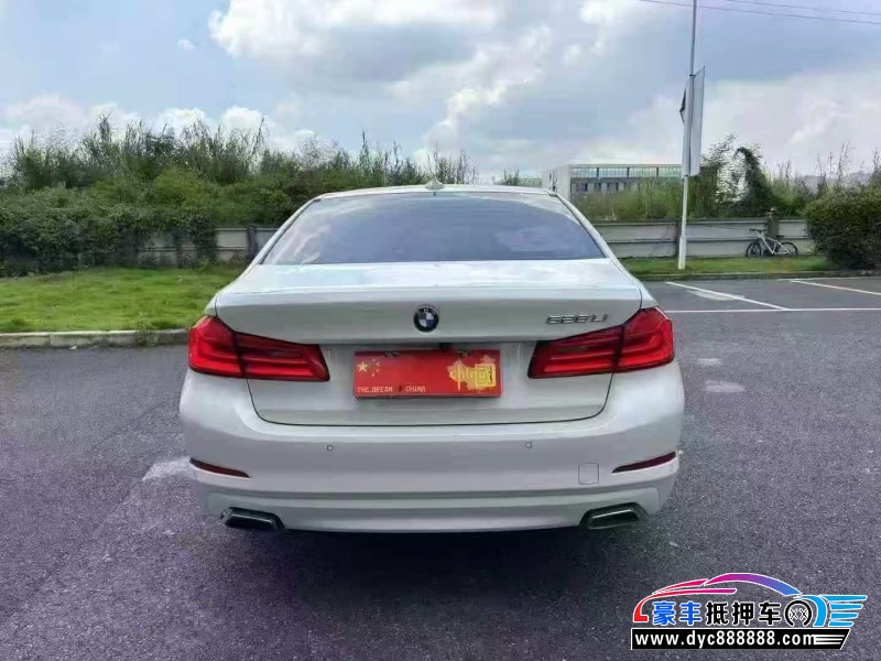 18年宝马5系轿车抵押车出售