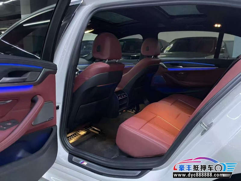 22年宝马5系轿车抵押车出售