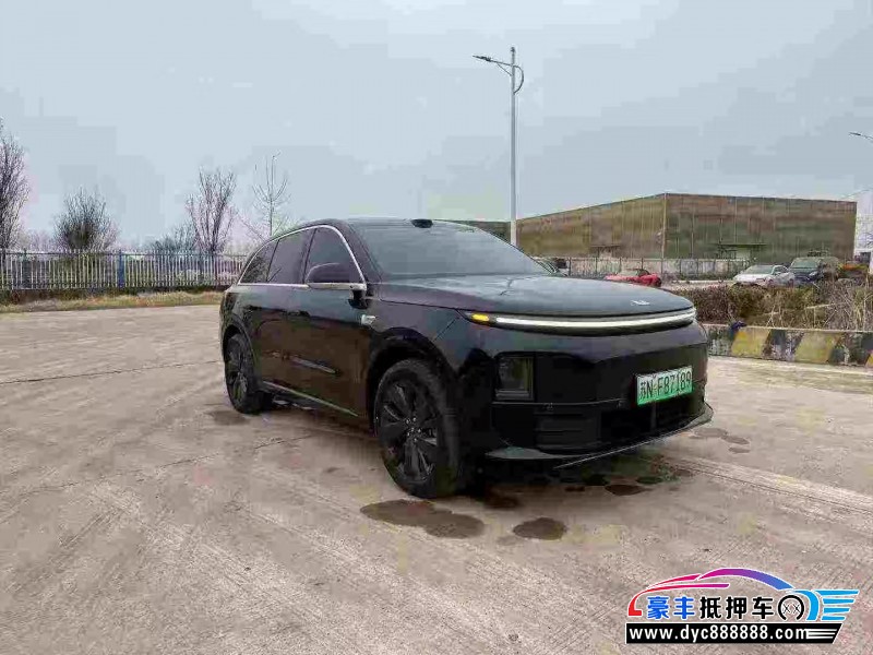 26年理想L6轿车抵押车出售