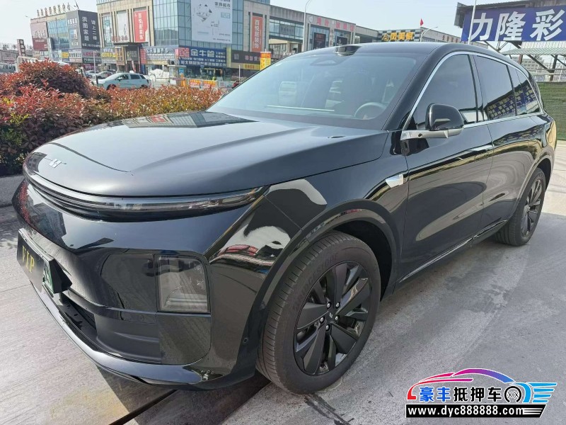 26年理想L6轿车抵押车出售