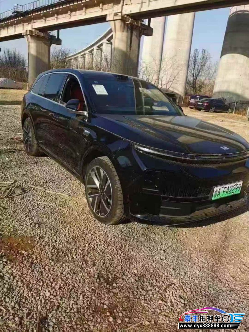 24年理想L6轿车抵押车出售