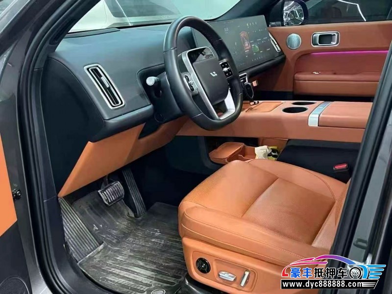 24年理想L6轿车抵押车出售