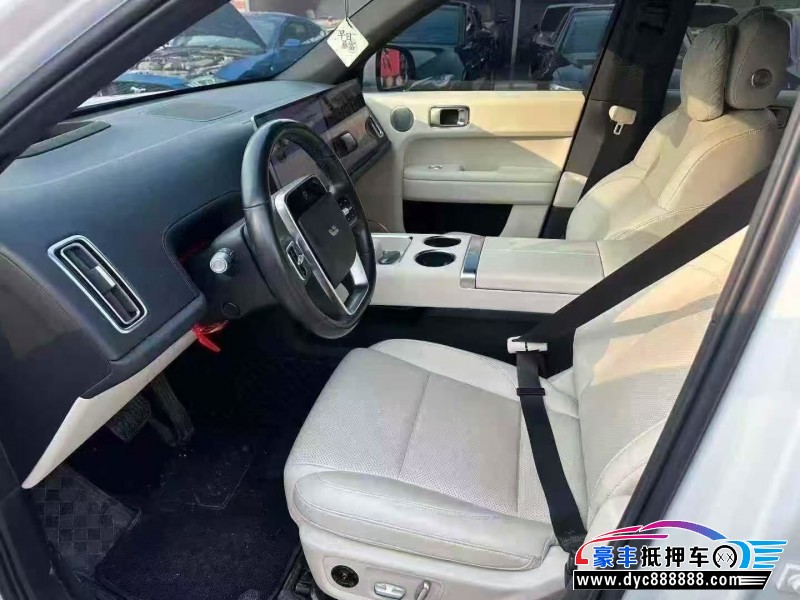 24年理想L6轿车抵押车出售