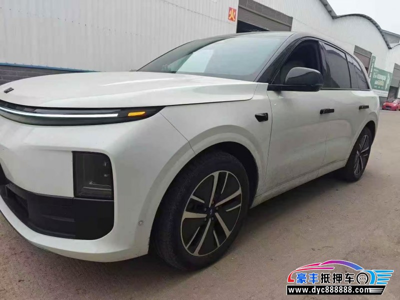 24年理想L6轿车抵押车出售