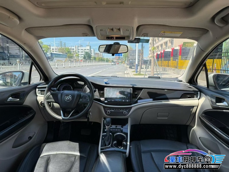 20年别克威朗轿车抵押车出售