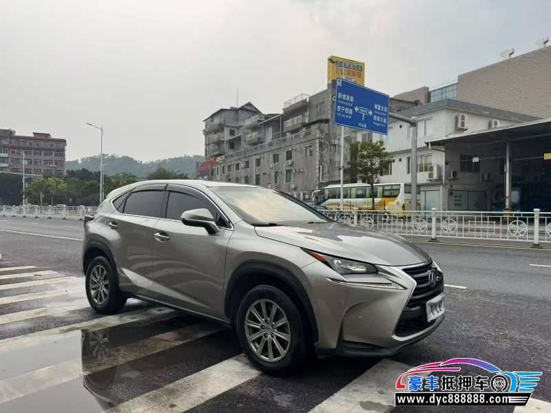 15年雷克萨斯NX轿车抵押车出售