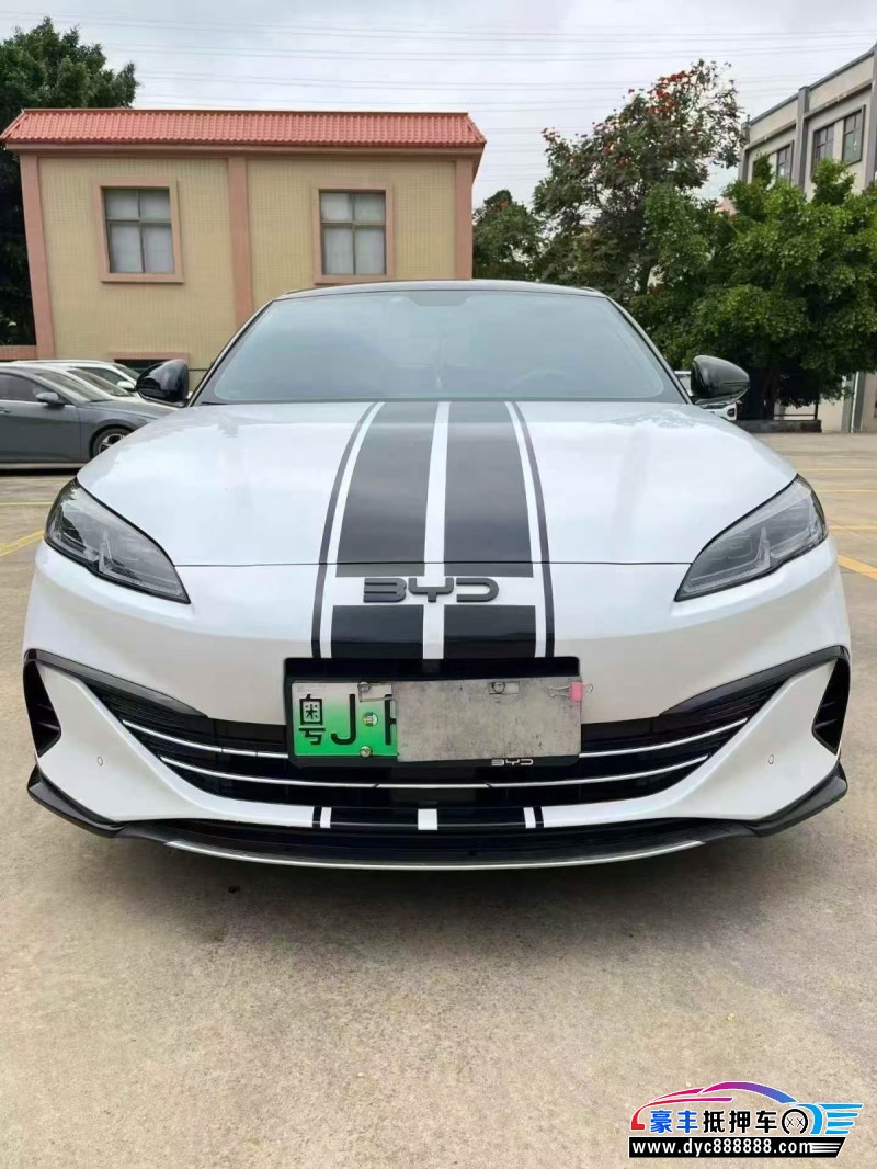 25年比亚迪海豹轿车抵押车出售