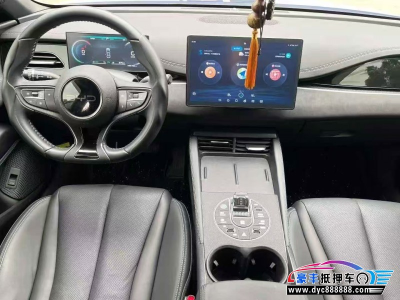 25年比亚迪海豹轿车抵押车出售