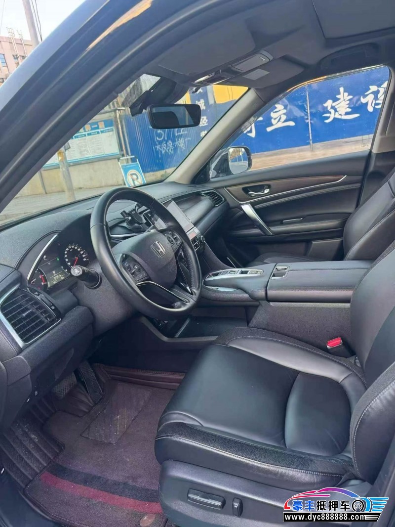 19年本田冠道轿车抵押车出售