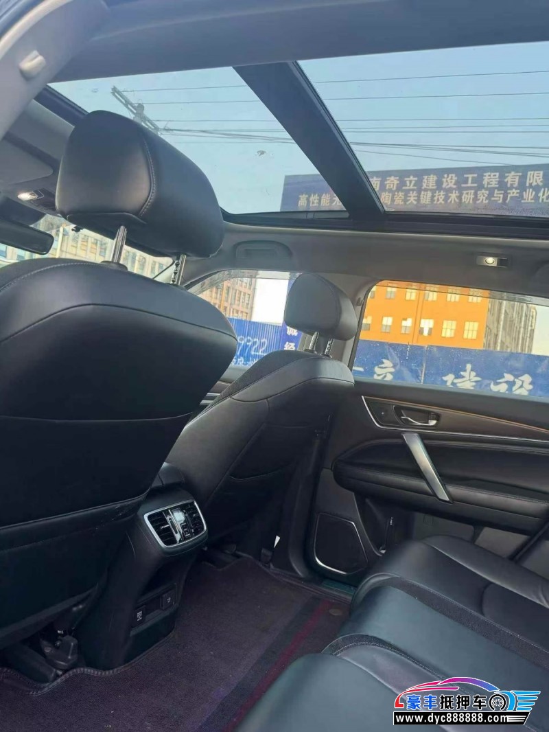 19年本田冠道轿车抵押车出售