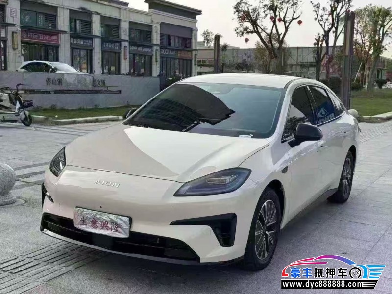 25年埃安RT轿车抵押车出售