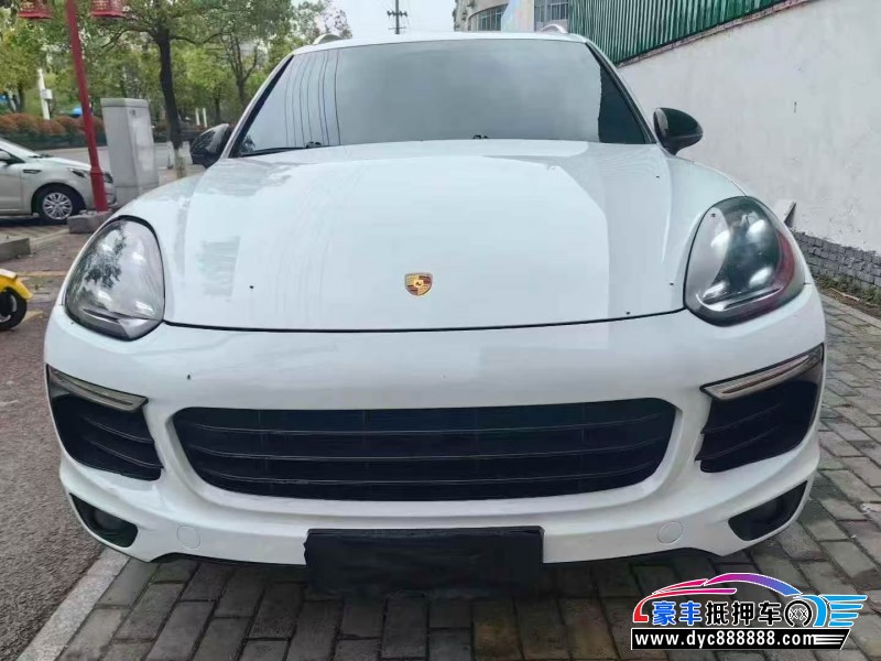 15年保时捷卡宴轿车抵押车出售
