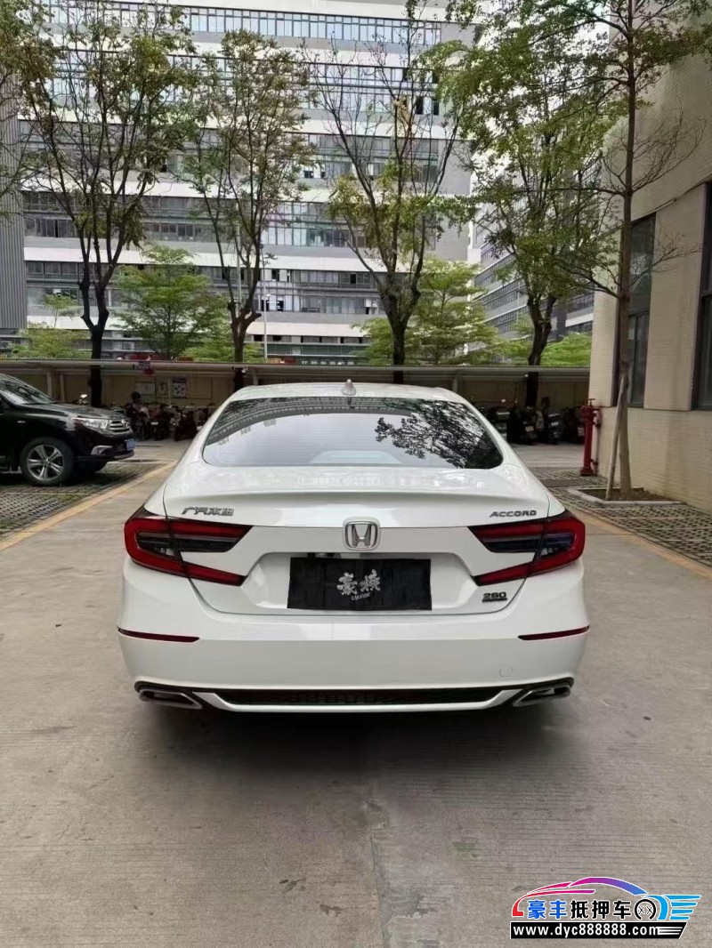 22年本田雅阁轿车抵押车出售