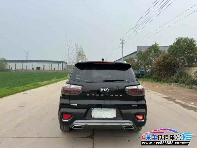 20年起亚智跑轿车抵押车出售