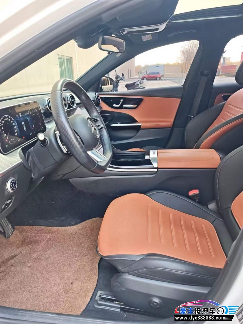 24年奔驰C轿车抵押车出售