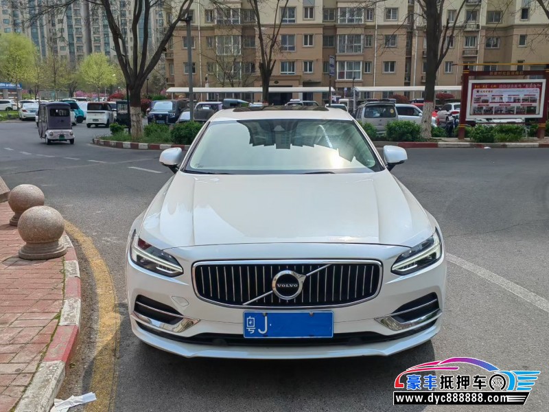 抵押车出售20年沃尔沃S90轿车